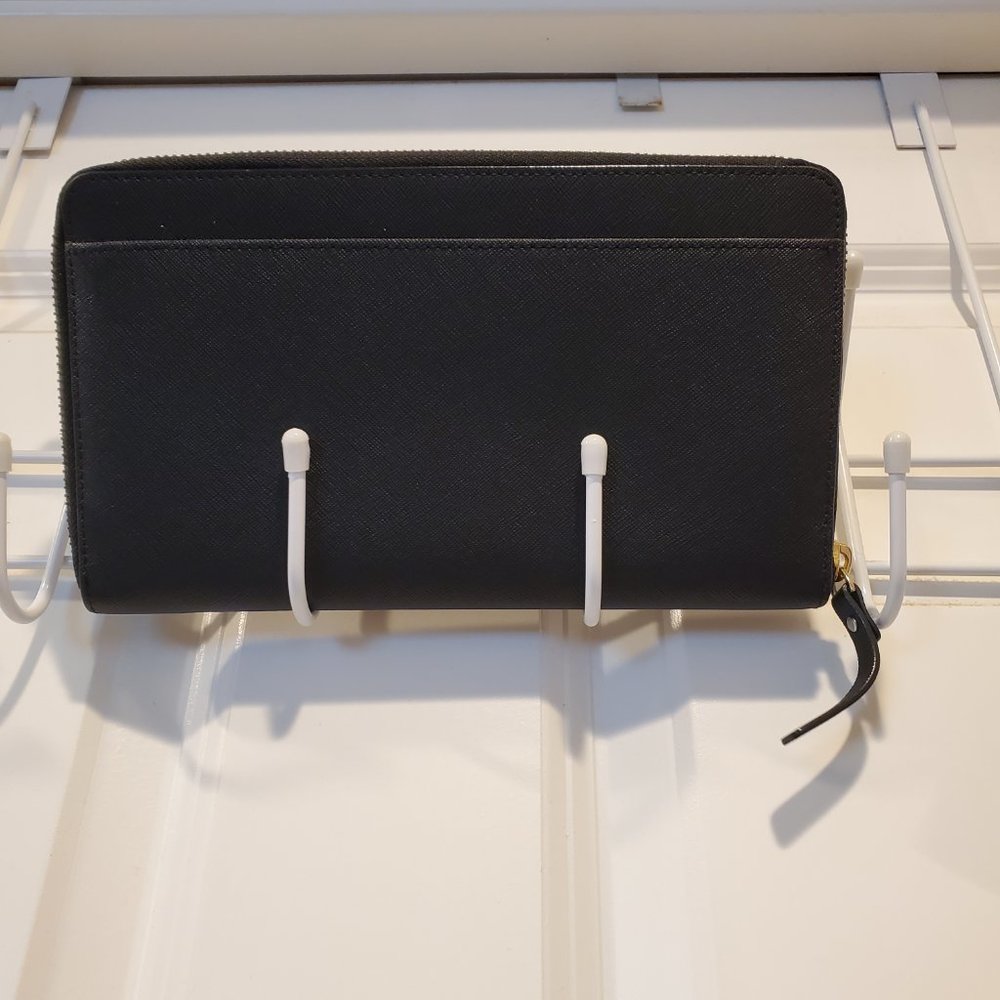 Kate Spade black large wallet. NWOT. - Picture 4 of 8